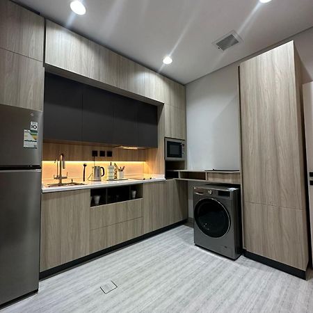 Modern Appartements With Private Entry Rijád Kültér fotó